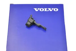volvo-xc60-ii-lewy-odboj-maski-na-blotniku-oe