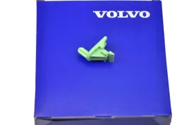 volvo-s60-v60-uchwyt-klips-mocowanie-blotnika-oe