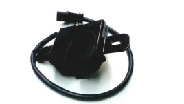 volvo-v40-v60-s60-xc60-zamek-maski-31425844-oe