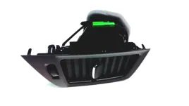 volvo-xc90-prawa-kratka-nawiewu-z-deski-rozdzie-oe-31651283