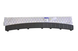 volvo-v50-listwa-nakladka-na-tylny-zderzak-oe-31265398