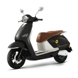 motorower-elektryczny-future-bialy-hamulce-tarczowe-hydrauliczne