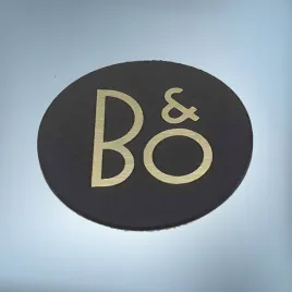 emblemat-naklejka-bang-and-olufsen-bando-czarno-zlota-20mm-logo