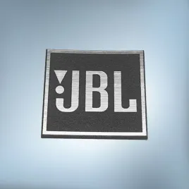 emblemat-jbl-50x50mm-czarno-srebrna-naklejka-logo-znaczek-symbol-sticker
