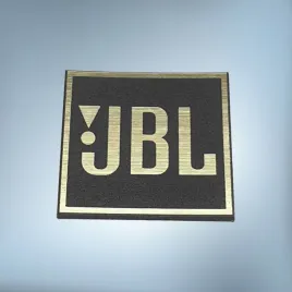 emblemat-naklejka-jbl-czarno-zlota-20x20mm-logo-znaczek