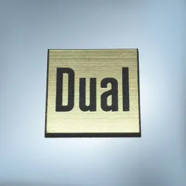 emblemat-dual-zlota-20x20mm-naklejka-logo-znaczek-symbol