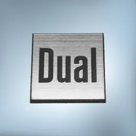 emblemat-dual-srebrny-20x20mm-naklejka-logo-znaczek-symbol