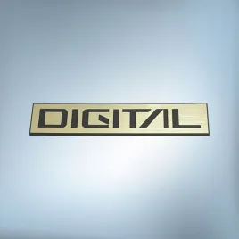 digital-25x5mm-zlota-emblemat-naklejka-logo-znaczek