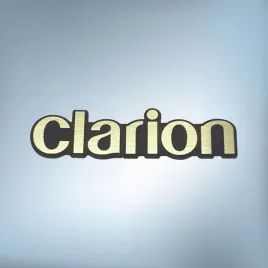 emblemat-naklejka-clarion-zlota-30x8mm-logo-znaczek