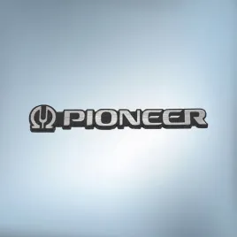 emblemat-pioneer-srebrna-35x6mm-naklejka-logo-znaczek-symbol