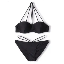 damski-dwuczesciowy-stroj-kapielowy-czarny-z-ozdobnymi-paskami-bikini-l