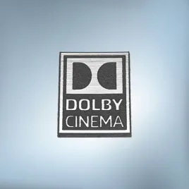 greatergreatergreater-dolby-cinema-18x14mm-srebrny2-emblemat-naklejka-logo-symbol-nalepka
