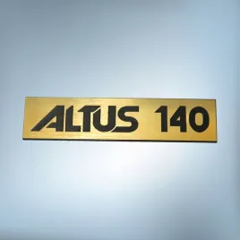 greatergreatergreater-emblemat-altus-140-160x38mm-zloty-naklejka-logo-znaczek-nalepka-sticker