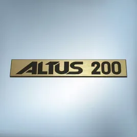 greatergreatergreater-emblemat-altus-200-88x20mm-zlota-naklejka-logo-znaczek-nalepka-lesslessless