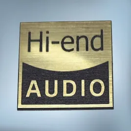 greatergreatergreater-hi-end-audio-30mm-zloty-emblemat-naklejka-logo-znaczek-symbol-hi-end