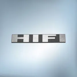 greatergreatergreater-hi-fi-30x5mm-srebrny-emblemat-naklejka-logo-symbol-nalepka