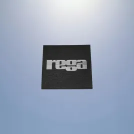 greatergreatergreater-rega-14x14mm-srebrny-emblemat-naklejka-logo-znaczek-nalepka-zamiennik
