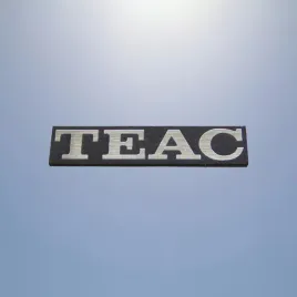 greatergreatergreater-teac-38x8mm-srebrny-emblemat-naklejka-logo-znaczek-tabliczka-zamiennik