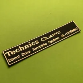 greatergreatergreater-technics-1210-84x16mm-zloty-emblemat-naklejka-logo-symbol-nalepka