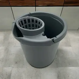 wiadro-z-wyciskaczem-12l