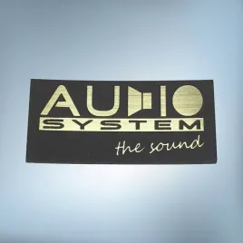 emblemat-naklejka-audio-system-the-sound-zlota-50x20mm-logo-hifi-1210-pdx