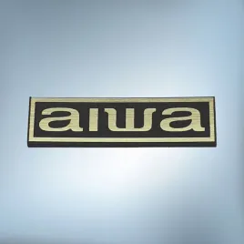 emblemat-naklejka-logo-aiwa-zlota-40x11
