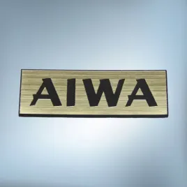 emblemat-naklejka-logo-aiwa-zlota-30x9