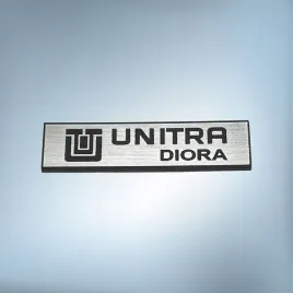 unitra-diora-37x9mm-srebrny-emblemat-zamiennik-naklejka-logo-znaczek