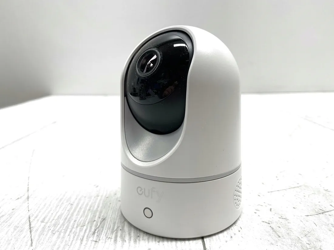 kamera-wewnetrzna-eufy-security-indoor-cam-e220-2k