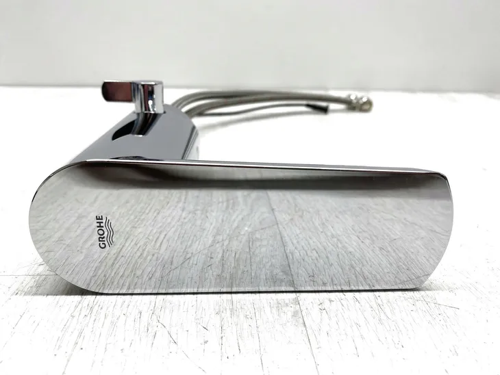 bateria-grohe-bau-cosmopolitan-e-36453000-chrom-typ-bezdotykowa