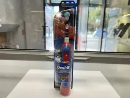 elektryczna-szczoteczka-dla-dzieci-dziecka-autka-oral-b-timer