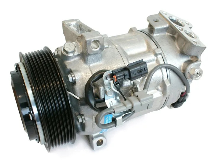 KOMPRESOR KLIMATYZACJI RENAULT 92600-5211R--- / 926005211R---