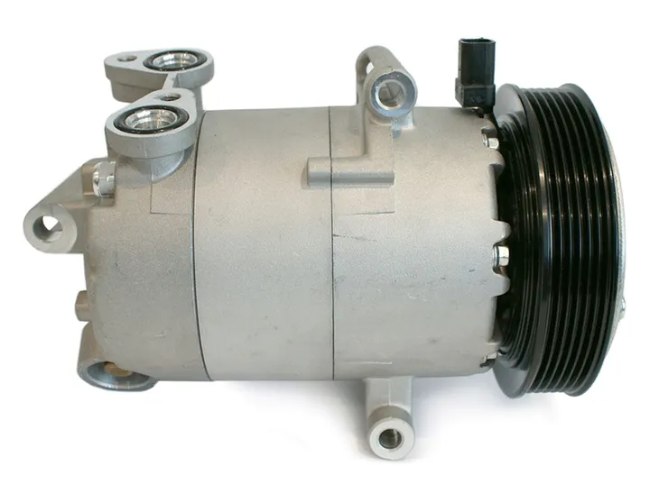 KOMPRESOR FORD FIAT CITROEN PEUGEOT 1429044 / 240894 / 813740 / EKL31981-ZA