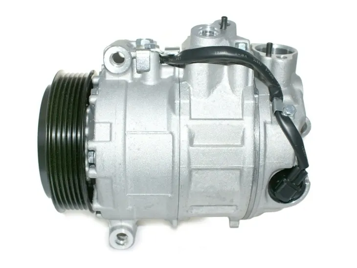 KOMPRESOR KLIMATYZACJ MERCEDES A0022300911 / A0022301911 / A0032302311