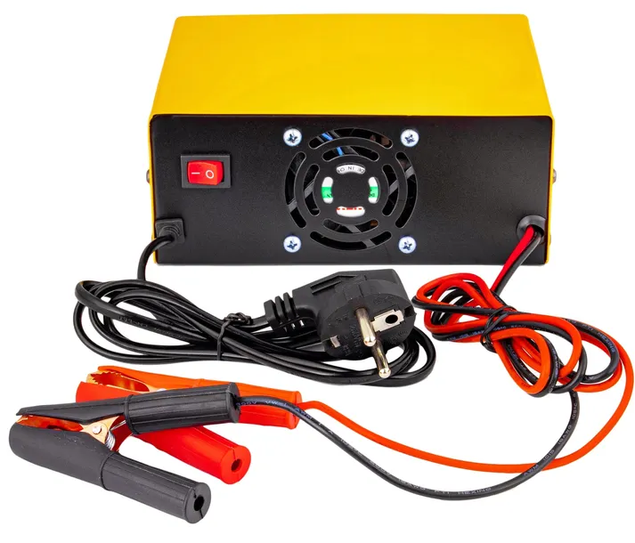 prostownik-volt-polska-smart-a80-15-a-waga-z-opakowaniem-0-95-kg