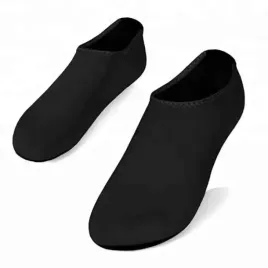 buty-do-wody-plywania-na-plaze-kamieniste-czarne-roz-37-39