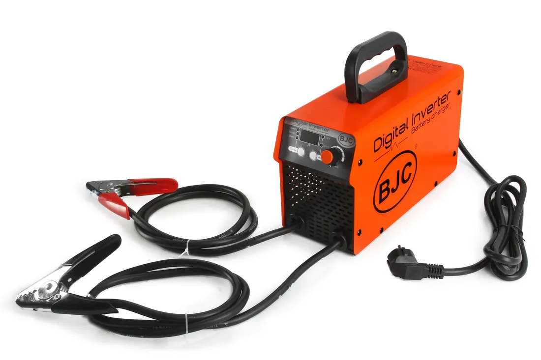 prostownik-bjc-bc-600-600a-model-bc-600