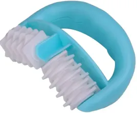 masazer-do-cellulitu-ciala-niebieski-antycellulitowy-body-roller-do-kapieli