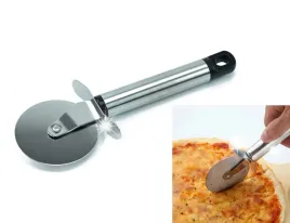 noz-do-pizzy-noz-okragly-do-krojenia-pizzy-kolko