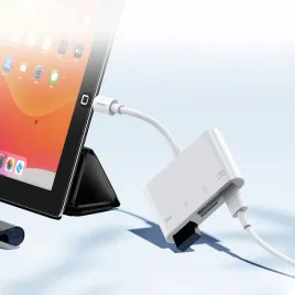 adapter-4w1-wielofunkcyjny-hub-czytnik-kart-sd-tf-usb-otg-do-iphone-ipad