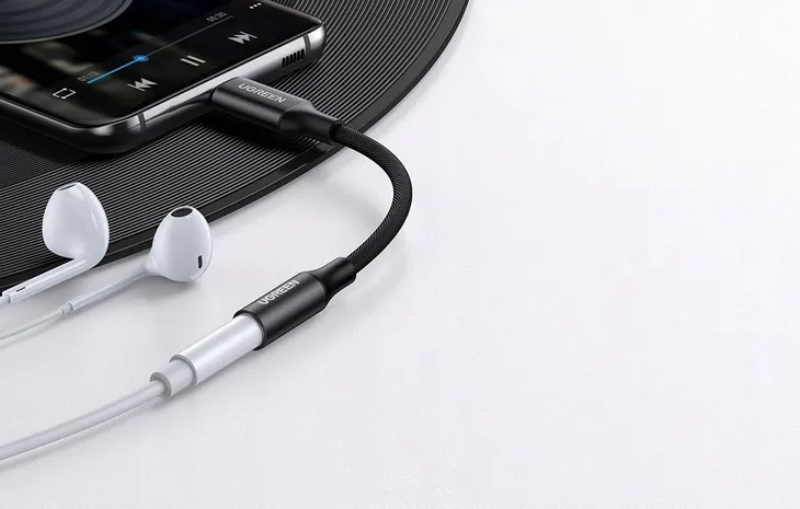 ugreen-adapter-audio-usb-c-do-mini-jack-3-5mm-dac-waga-z-opakowaniem-0-15-kg-kod-taryfy-celnej-85444290-marka-ugreen