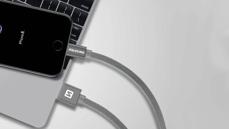 kabel-swissten-usb-apple-lightning-02-m-czarny-zlacza-usb-apple-lightning