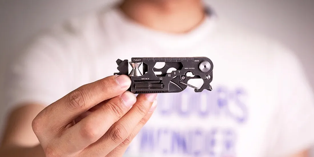 multitool-aerogogo-kieszonkowy-scyzoryk-klucze-cechy-dodatkowe-kolko-do-kluczy