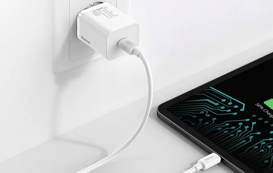 baseus-ladowarka-do-iphone-13-pro-mini-max-pd-30w-marka-bez-marki