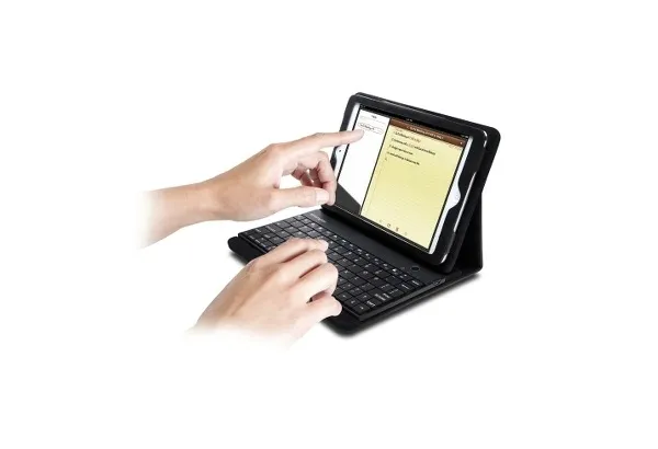 kensington-keyfolio-pro-2-czarny-bluetooth-zrodlo-zasilania-bateria