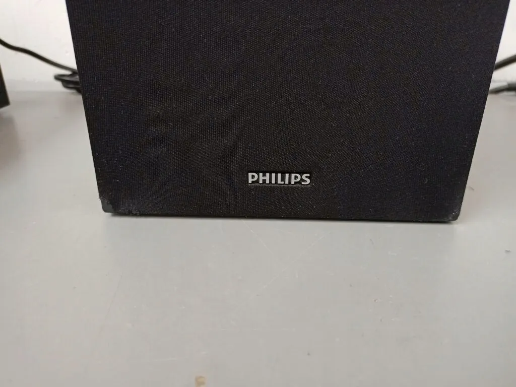 mikrowieza-bluetooth-mp3-usb-dab-philips-tam4505-stan-powystawowy