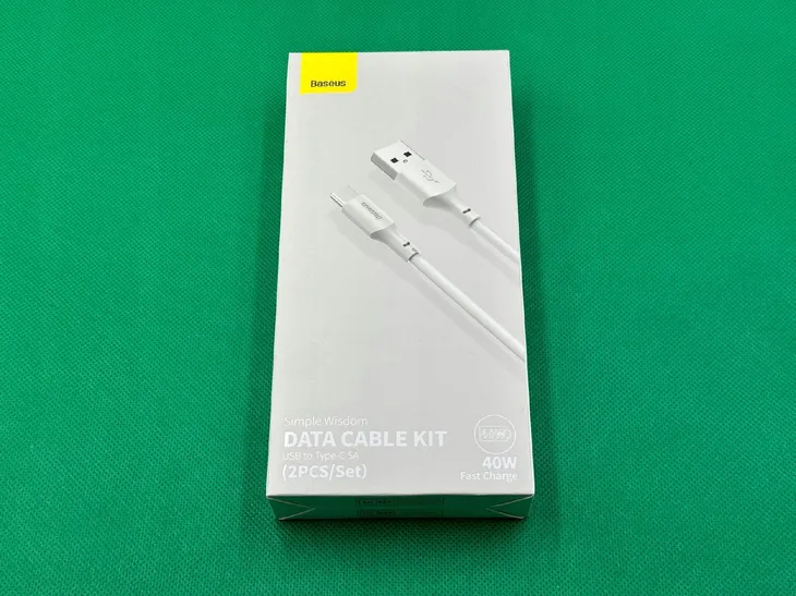 kabel-niktrade-usb-usb-typ-c-15-m-bialy-kolor-bialy-zgodnosc-ze-standardem-quick-charge-1-0