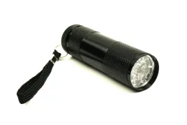 tester-uv-banknotow-lampa-ultrafioletowa-latarka
