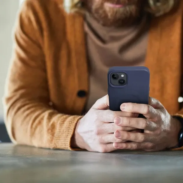plecki-niktrade-do-apple-iphone-14-pro-niebieski-typ-plecki