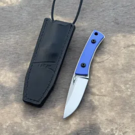 noz-edc-neck-tfk-knives-t10-aeb-l-orrekojesc-indigo-blue-g10orskorzana-pochwa